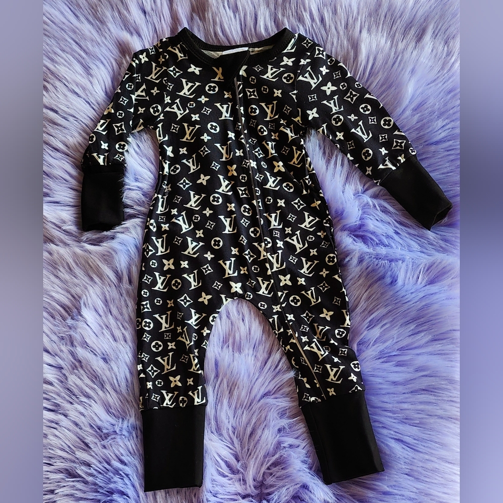 Fancy black BAMBOO sleeper
